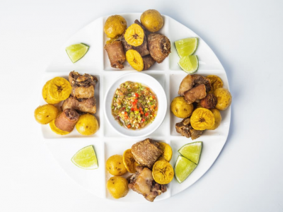 COLITAS DE CERDO FRITAS (PICADA CRIOLLA)